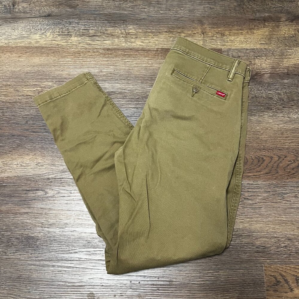 33/32 Levi's XX Chino Standard Taper Pants - Khaki / Cougar Shady LN Condition